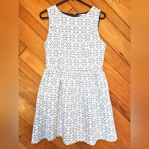 Kensie dresses white and royal blue sleeveless eyelet mini dress size 8